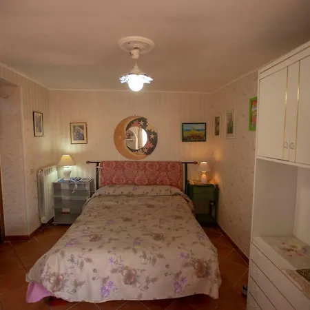 Via Emanuele De Deo, 23 بيت للعطل *